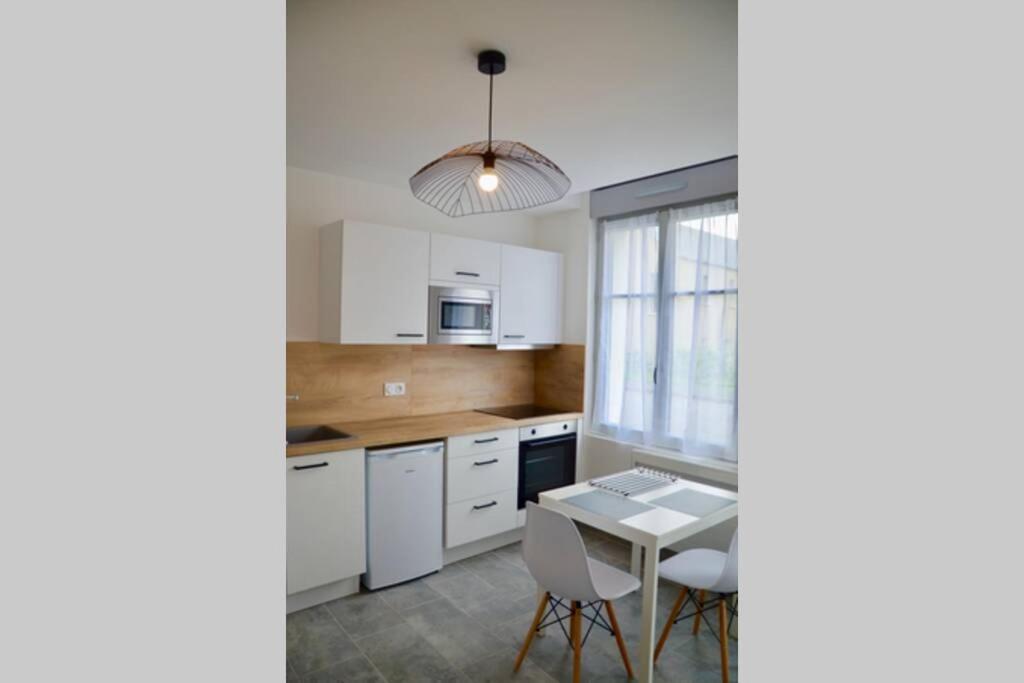 Apartmán Les Forges 2 Pieces Rdc Avoine Exteriér fotografie