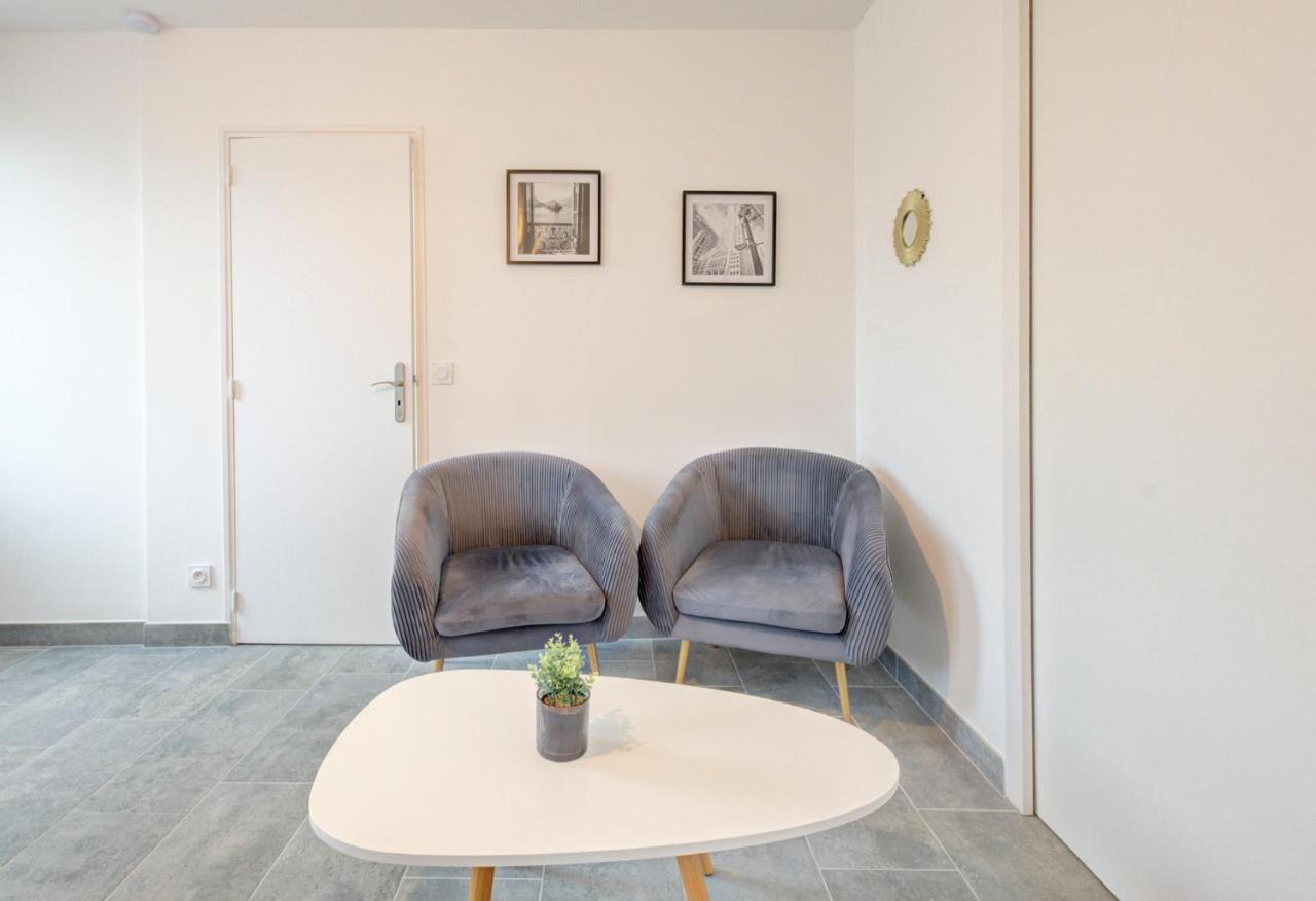 Apartmán Les Forges 2 Pieces Rdc Avoine Exteriér fotografie